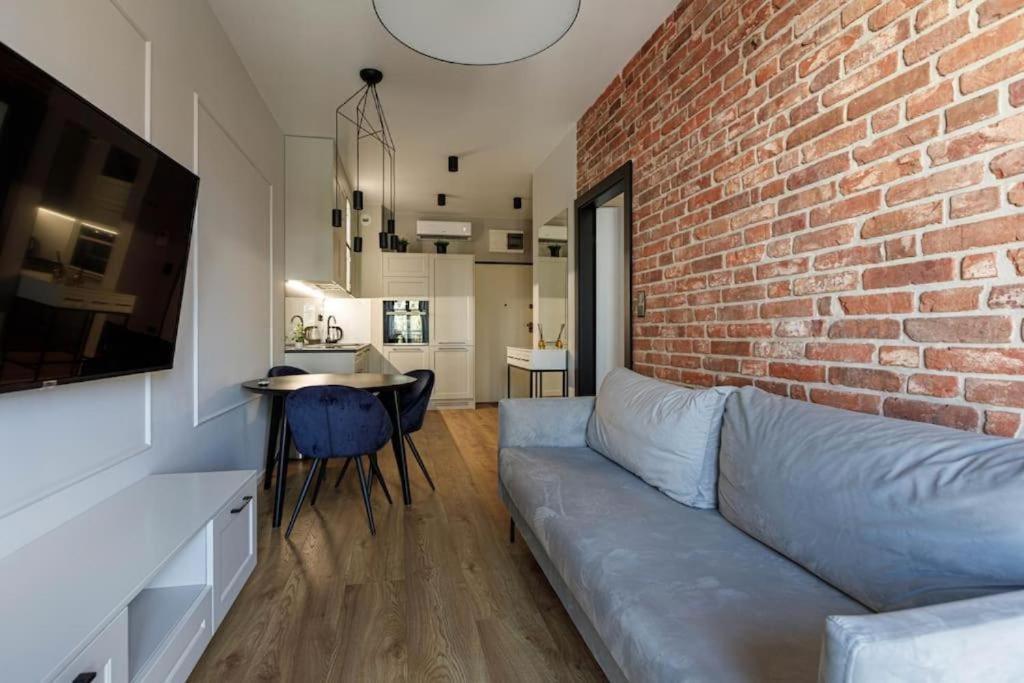 Golden Apartments Wroclaw - Great Location - Cozy And Bright&Janapawla19 Extérieur photo